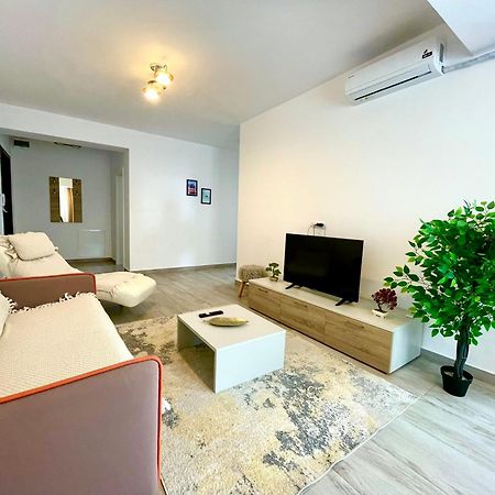 Soho Apartment - City View With Rooftop Garden Bucureşti Ngoại thất bức ảnh