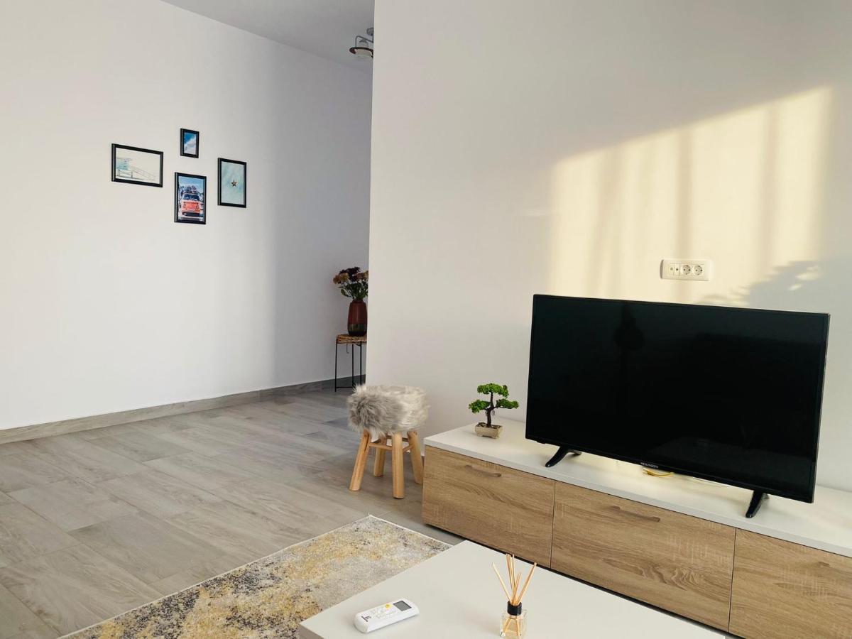 Soho Apartment - City View With Rooftop Garden Bucureşti Ngoại thất bức ảnh