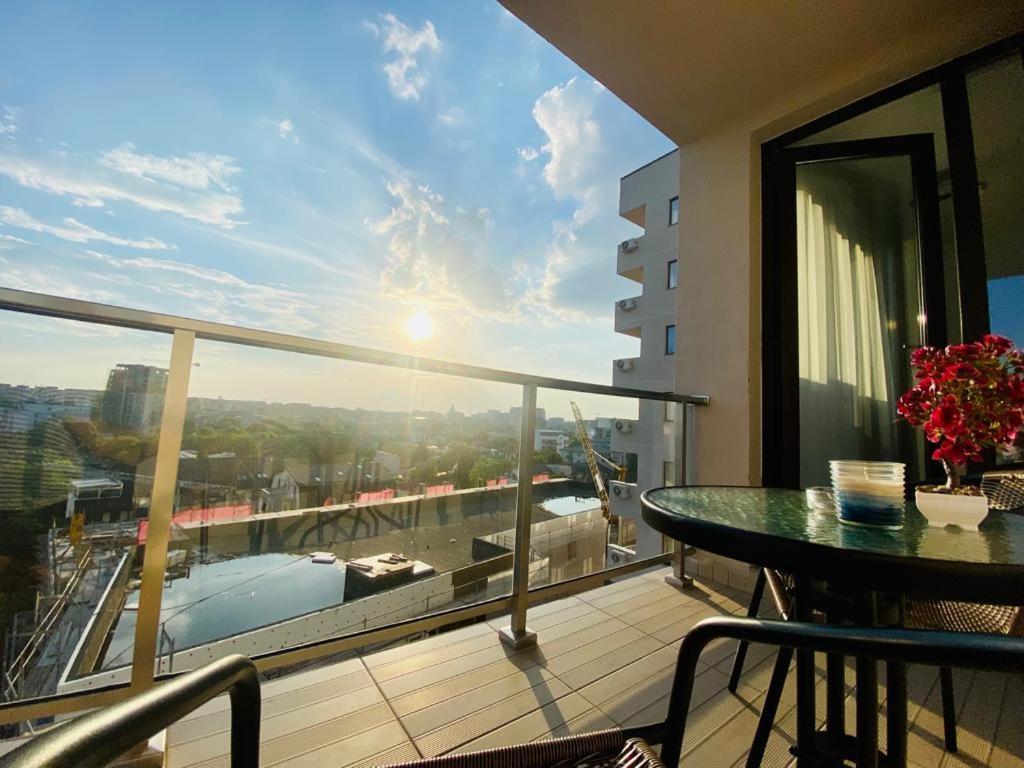 Soho Apartment - City View With Rooftop Garden Bucureşti Ngoại thất bức ảnh